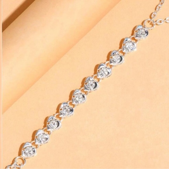 Silver Heart Zircon Body Chain, Elegant, Classy, Minimalist, Punk - Picture 3 of 4